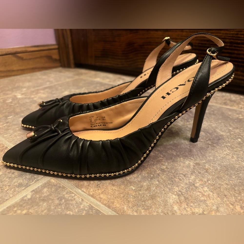 Coach Winona Pumps